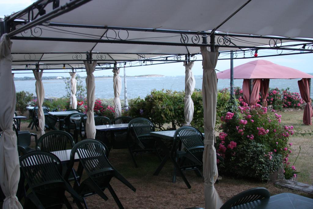 ホテルLa Baie Regnéville-sur-Mer エクステリア 写真